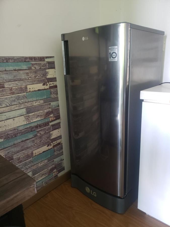 Sutherland Tower Acqua Private Residences 曼达卢永 外观 照片